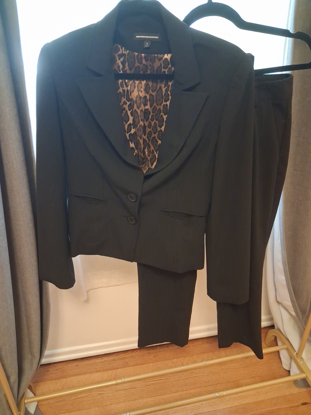 Express Black Blazer with Leopard Print Lining Blazer 4 Pants 6P